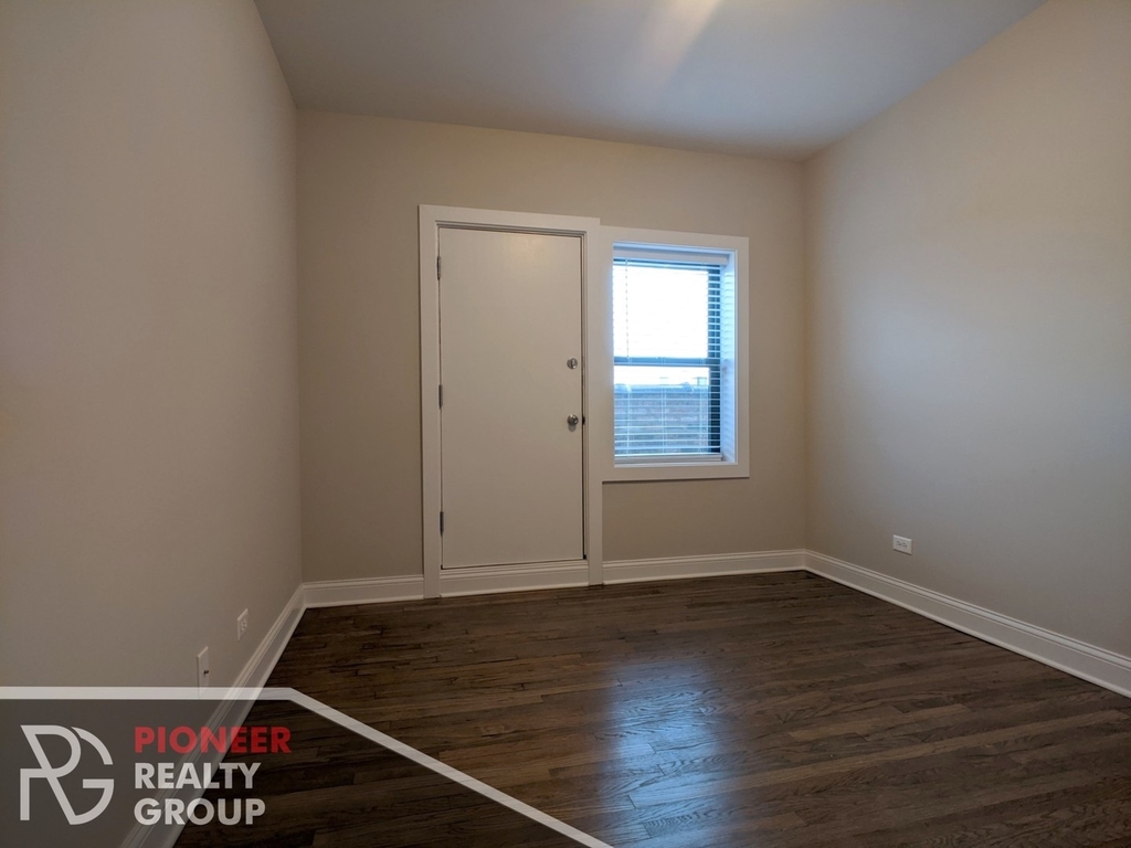 3407 W Fullerton Avenue - Photo 8