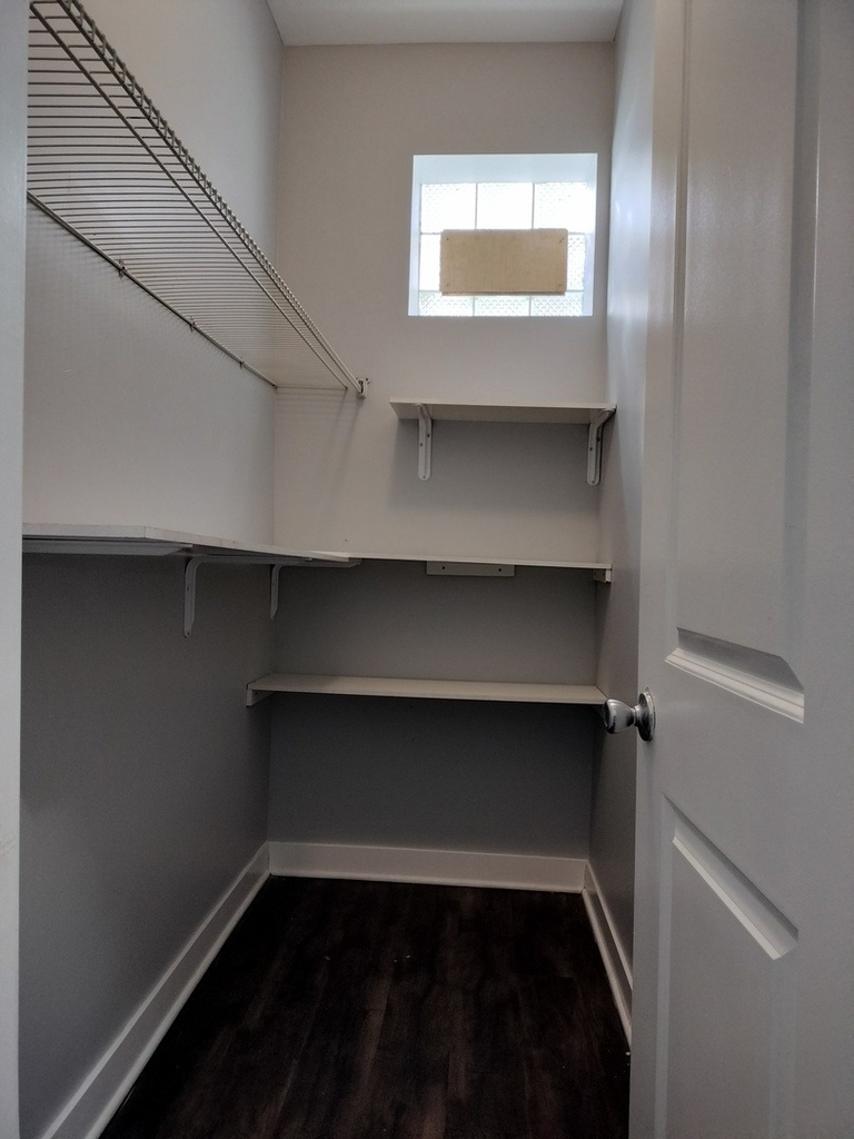 1945 W 48th Street - Photo 17
