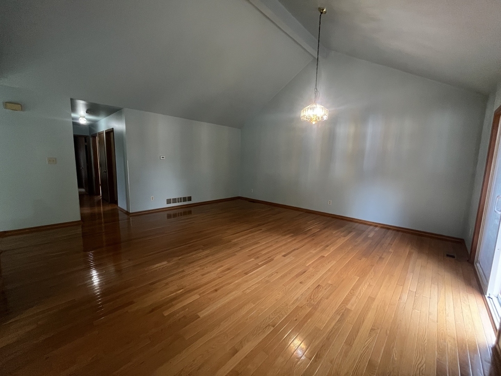 965 Amberwood Place - Photo 5