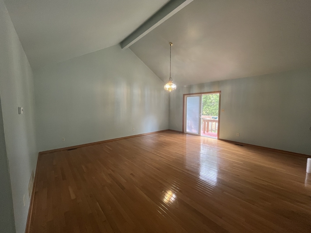 965 Amberwood Place - Photo 2