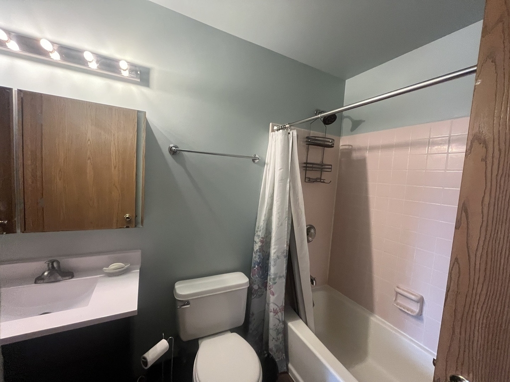 965 Amberwood Place - Photo 10