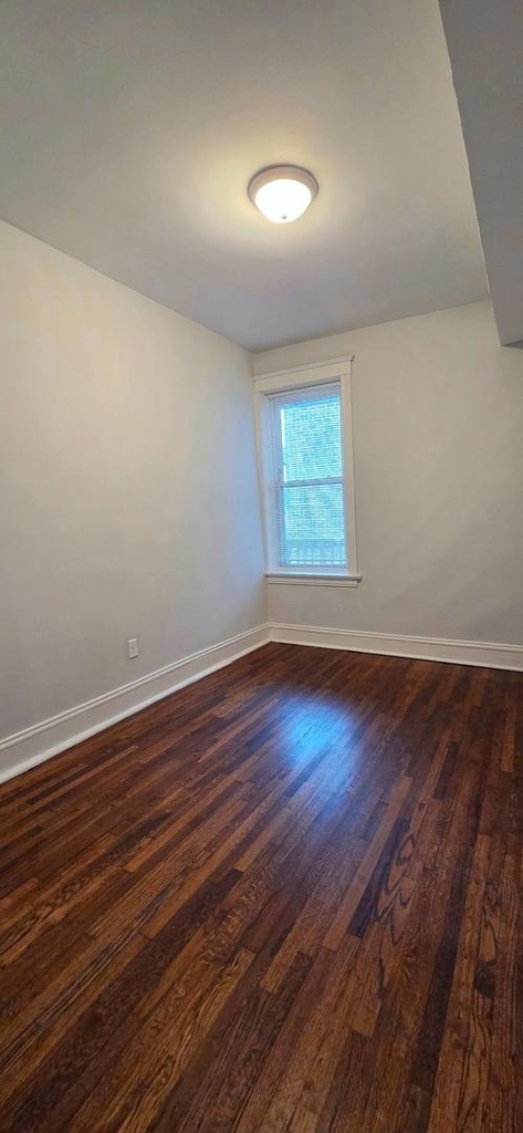 901 N Leavitt Street - Photo 11