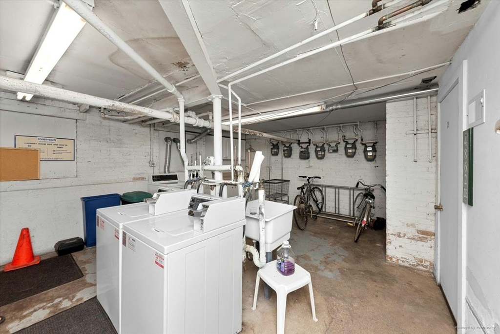4862 N Ashland Avenue - Photo 13