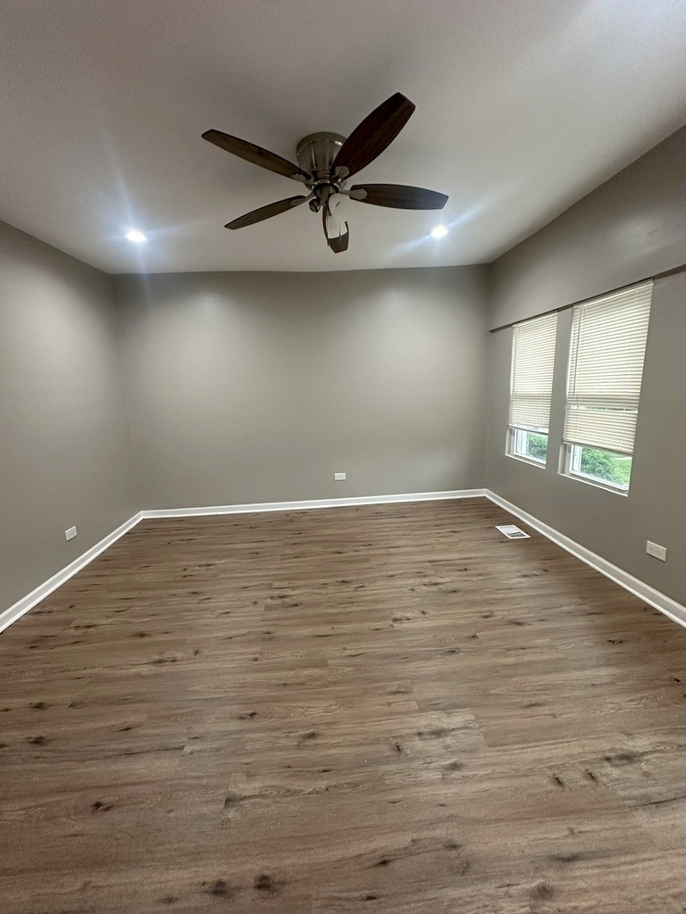 1201 W 110th Place - Photo 11