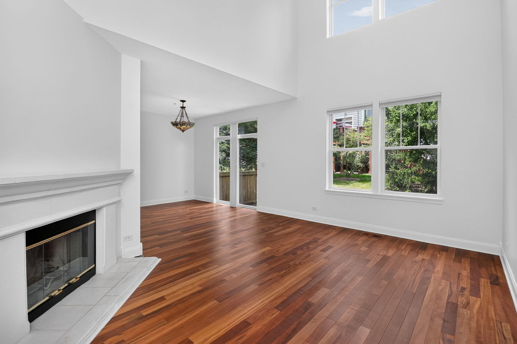 207 Tanglewood Drive - Photo 1