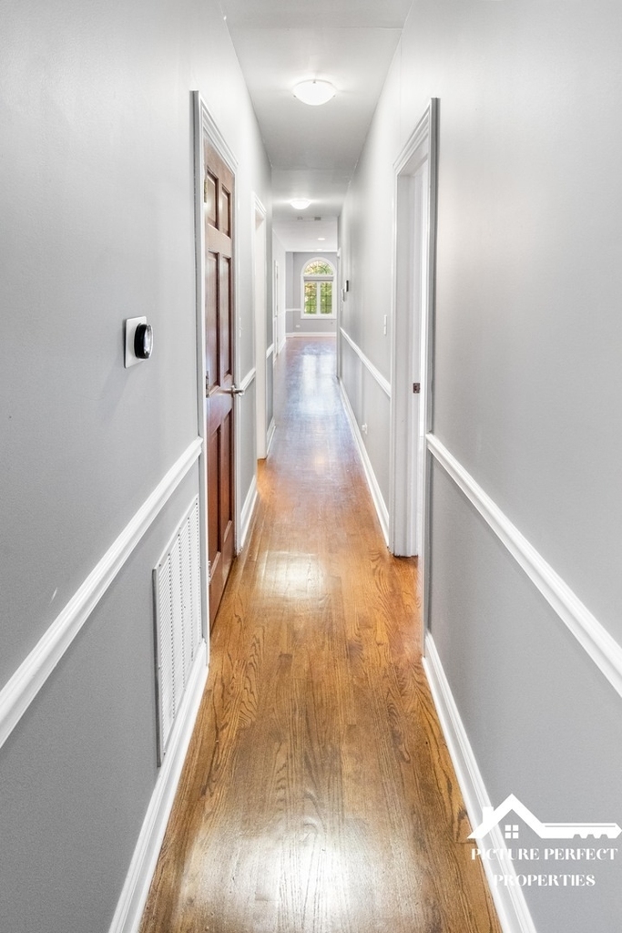 1437 E 65th Place - Photo 12