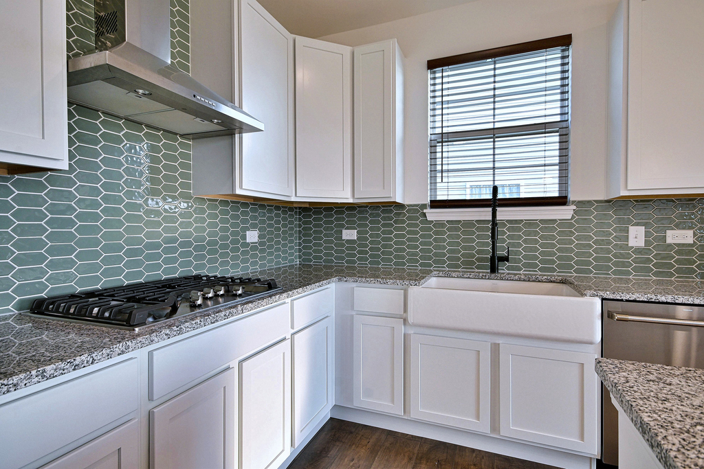 311 Dennis Lane - Photo 9