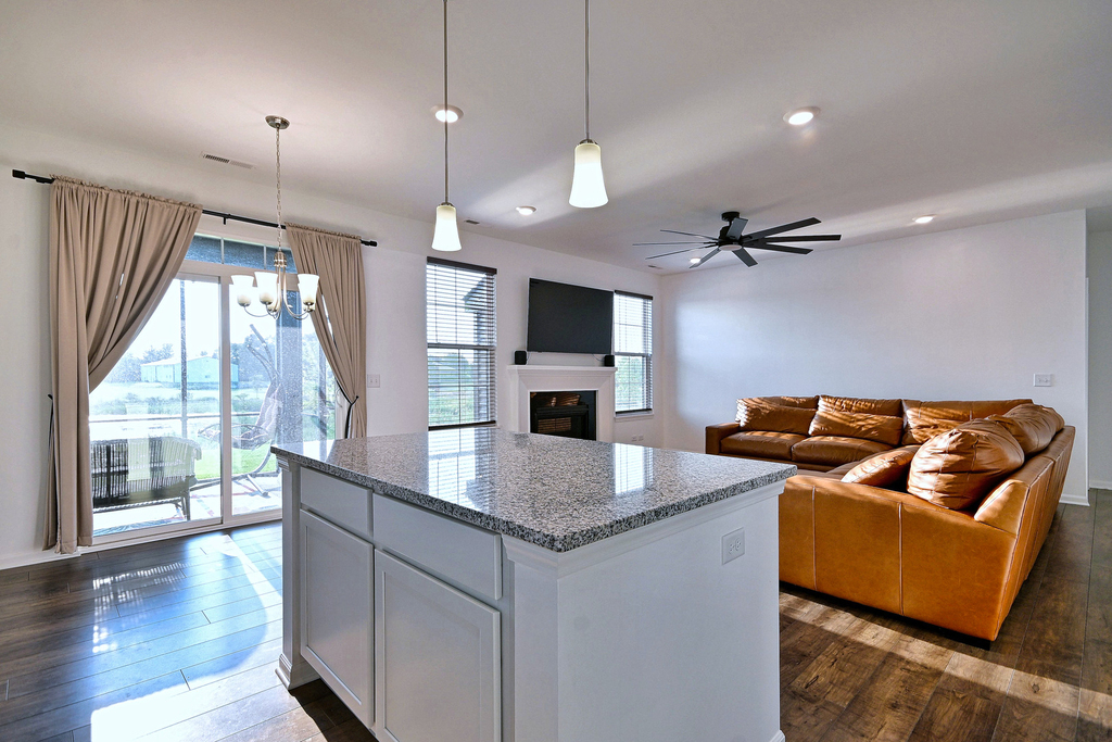 311 Dennis Lane - Photo 7