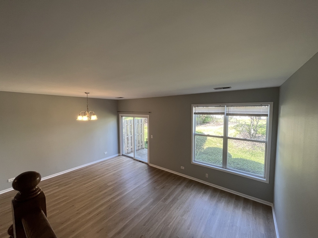 2826 Powell Court - Photo 4