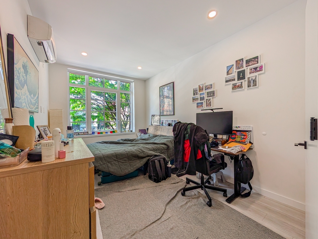 388 Vernon Avenue - Photo 4
