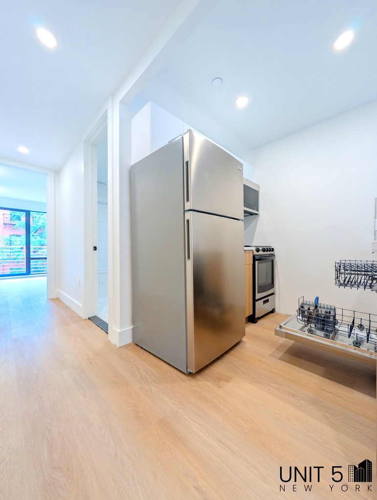 1312 Lincoln Place - Photo 1