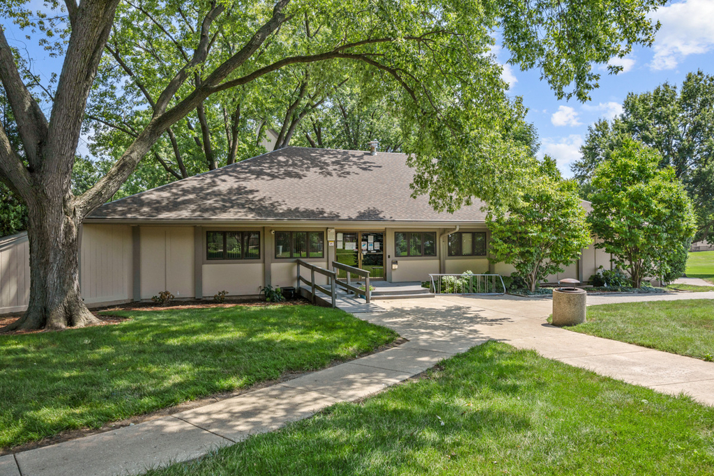 713 Acadia Court - Photo 27