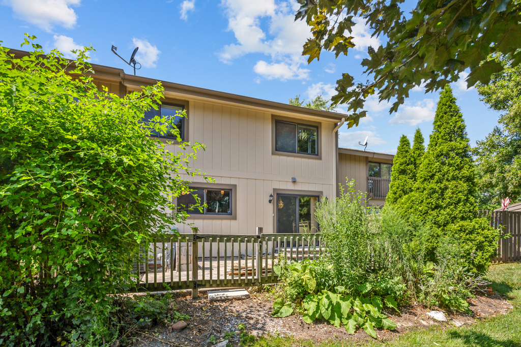 713 Acadia Court - Photo 24