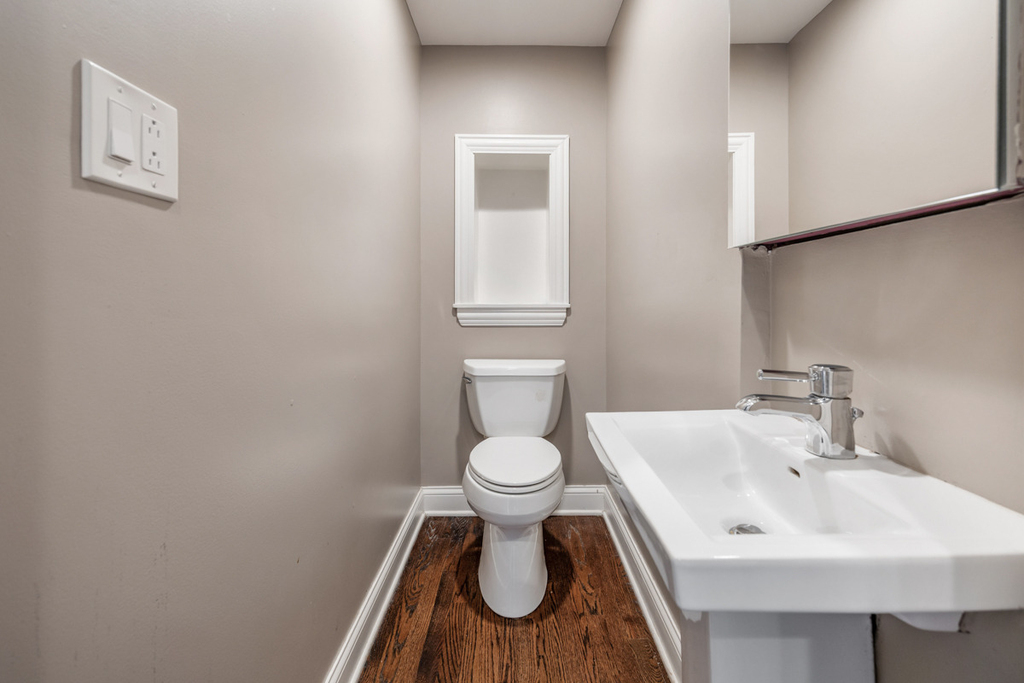 713 Acadia Court - Photo 13