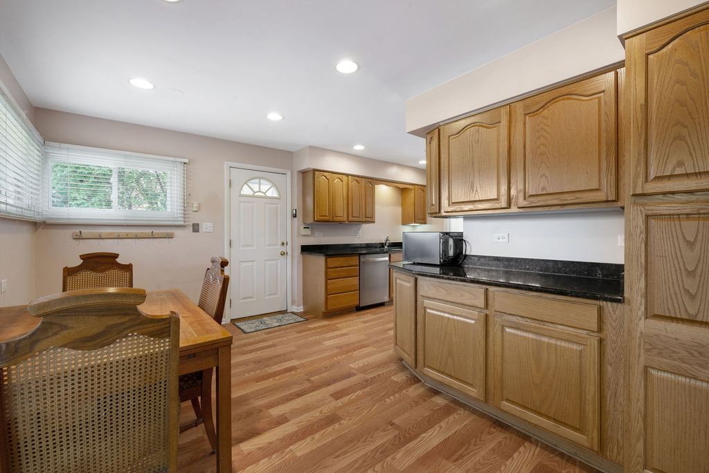 146 Millbrook Lane - Photo 2