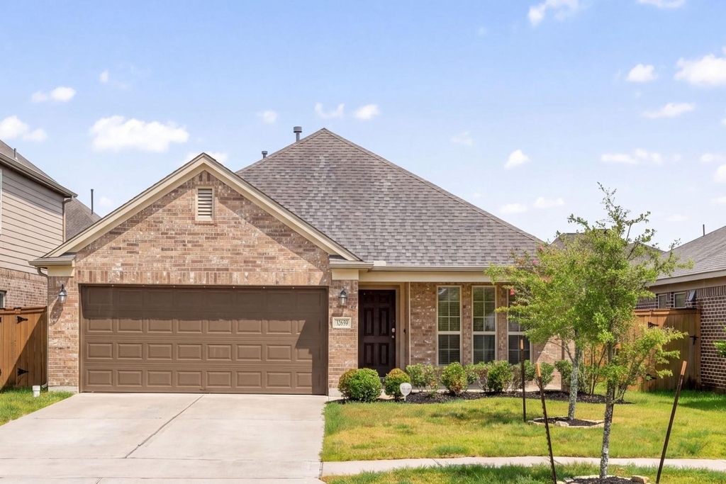 32659 Timber Point Drive - Photo 0