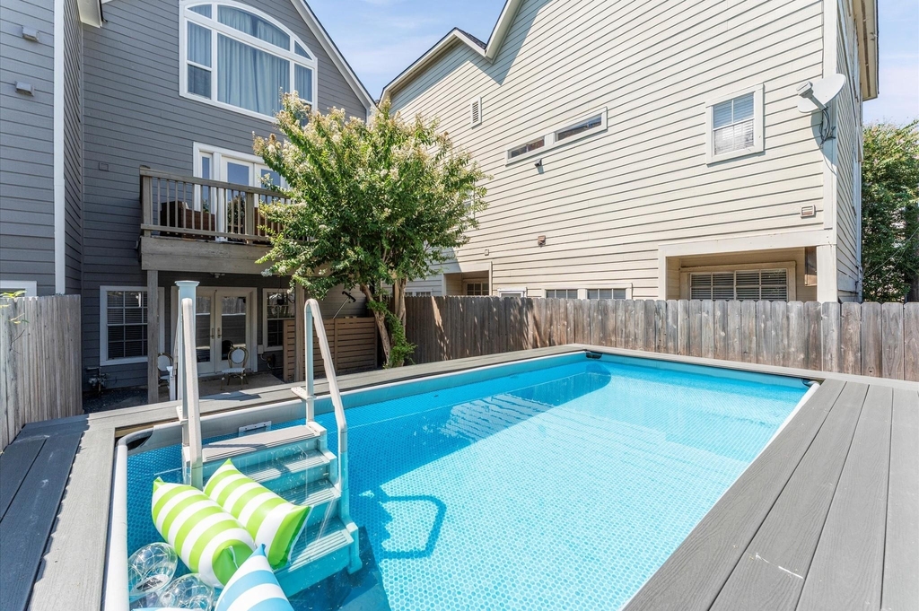 2201 Crocker Street - Photo 35