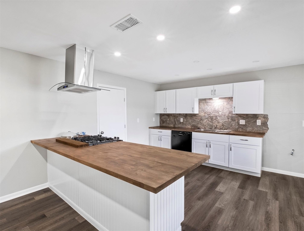 6421 Teluco Street - Photo 5