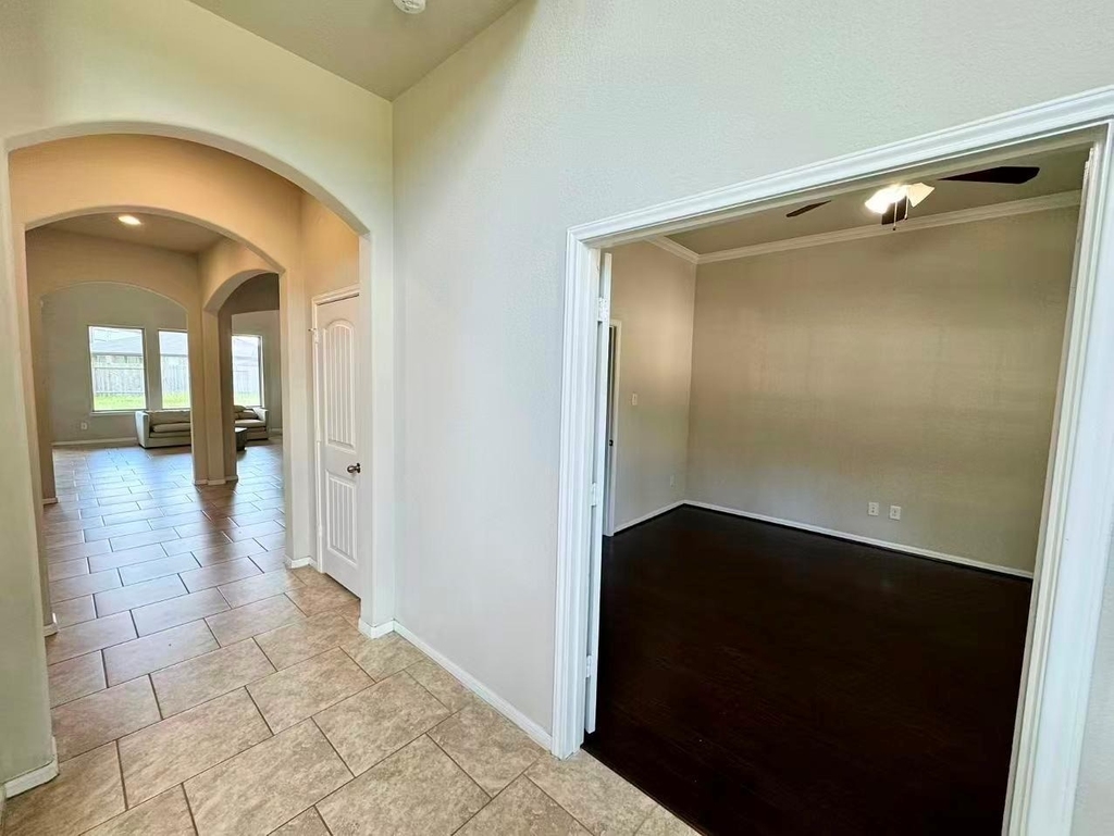 28943 Grand Teton Court - Photo 3