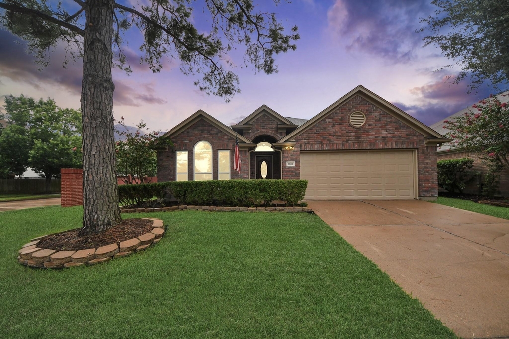 3003 Silver Spur Drive - Photo 0