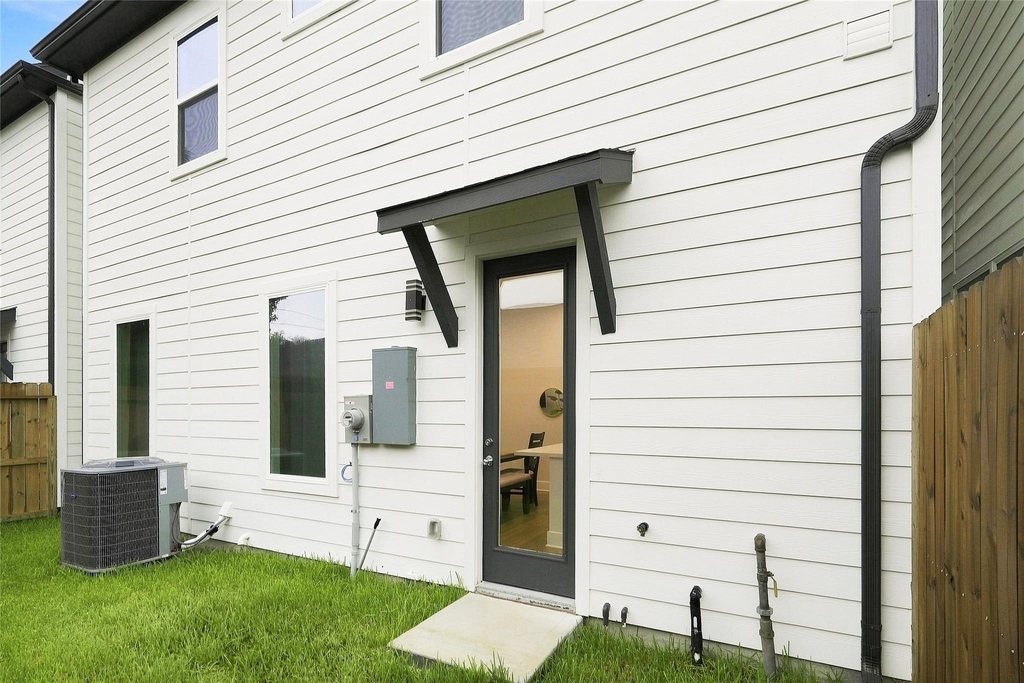 835 Dorchester Street - Photo 14