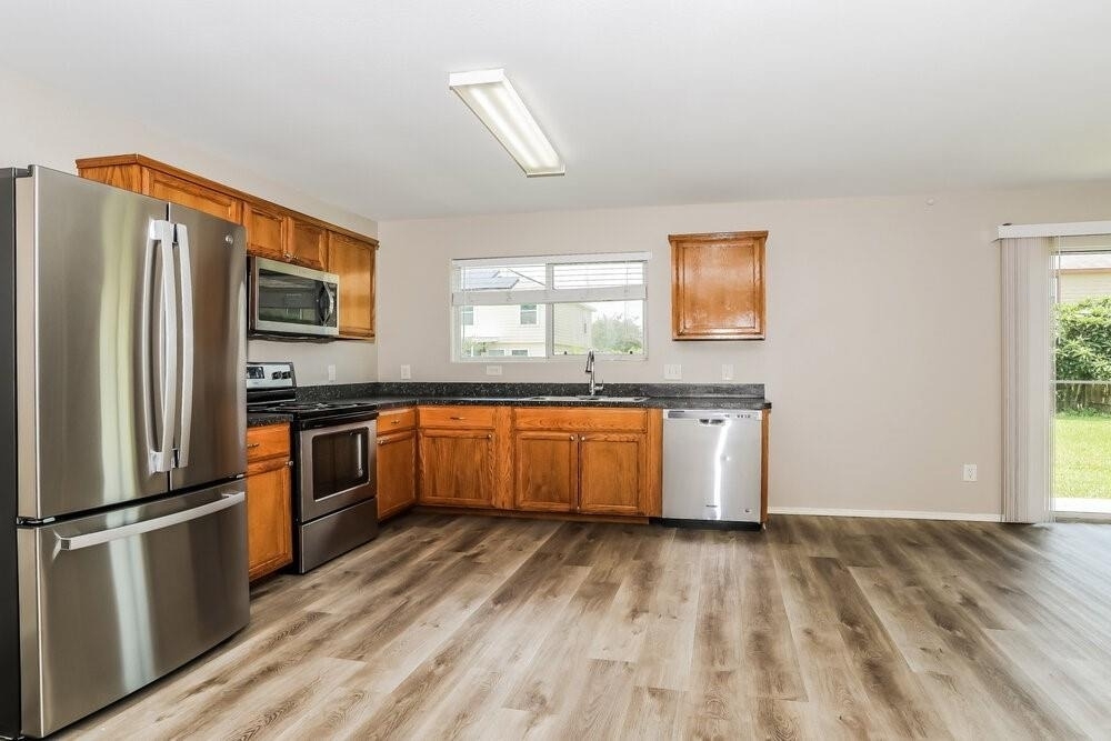 16770 N Thrasher Drive - Photo 4
