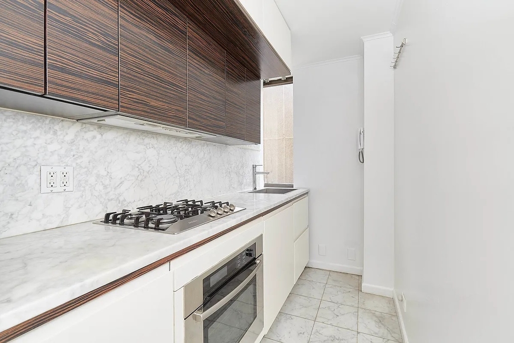 630 1st Avenue - Photo 2