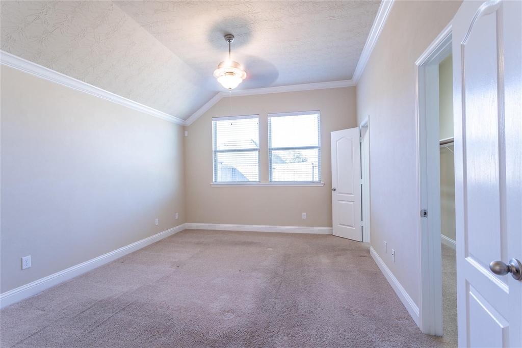 22314 Sheldonwood Court - Photo 12