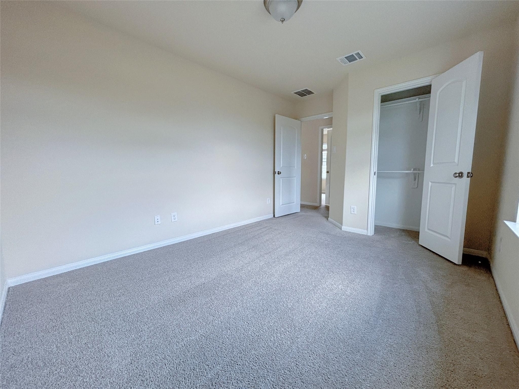 6034 Prince Place Drive - Photo 6
