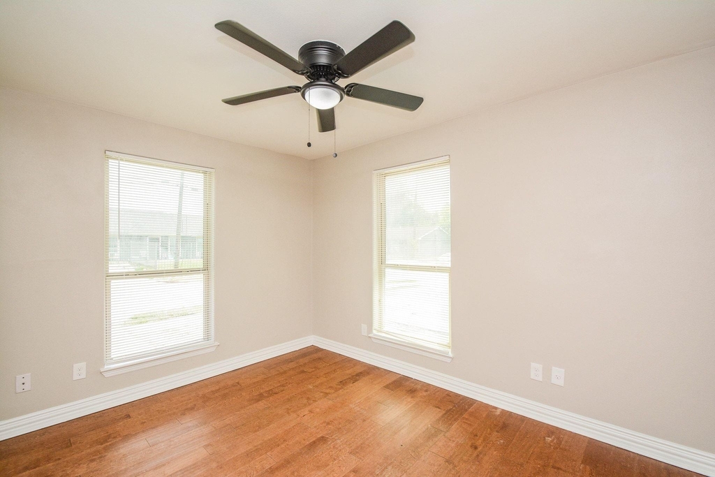 6018 Collingsworth Street - Photo 8