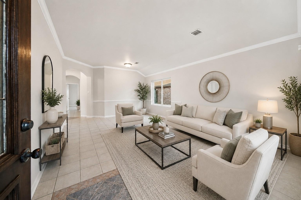 2714 Crestbrook Court - Photo 2