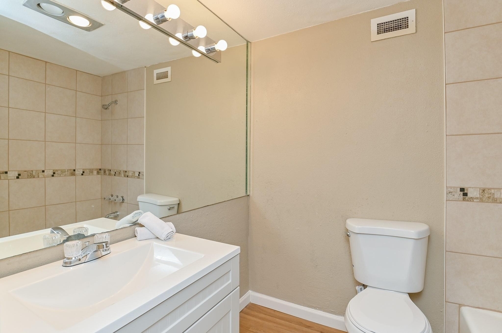 7520 Hornwood Drive - Photo 16