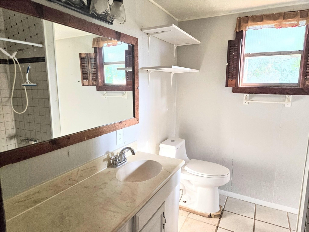 702 Saint Lawrence River Road - Photo 8