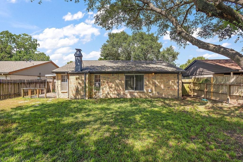 22307 Red River Drive - Photo 17