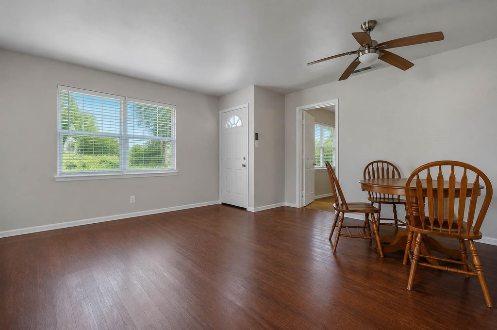 7217 Parker Road - Photo 16