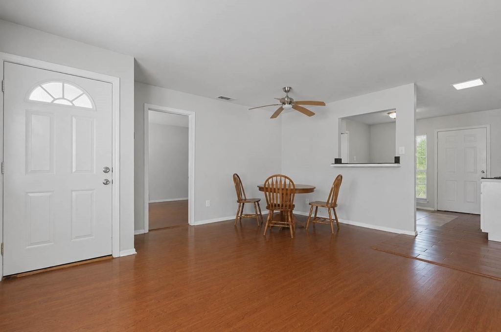 7217 Parker Road - Photo 18