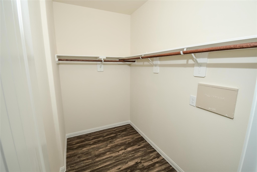 29602 Clover Shore Drive - Photo 8