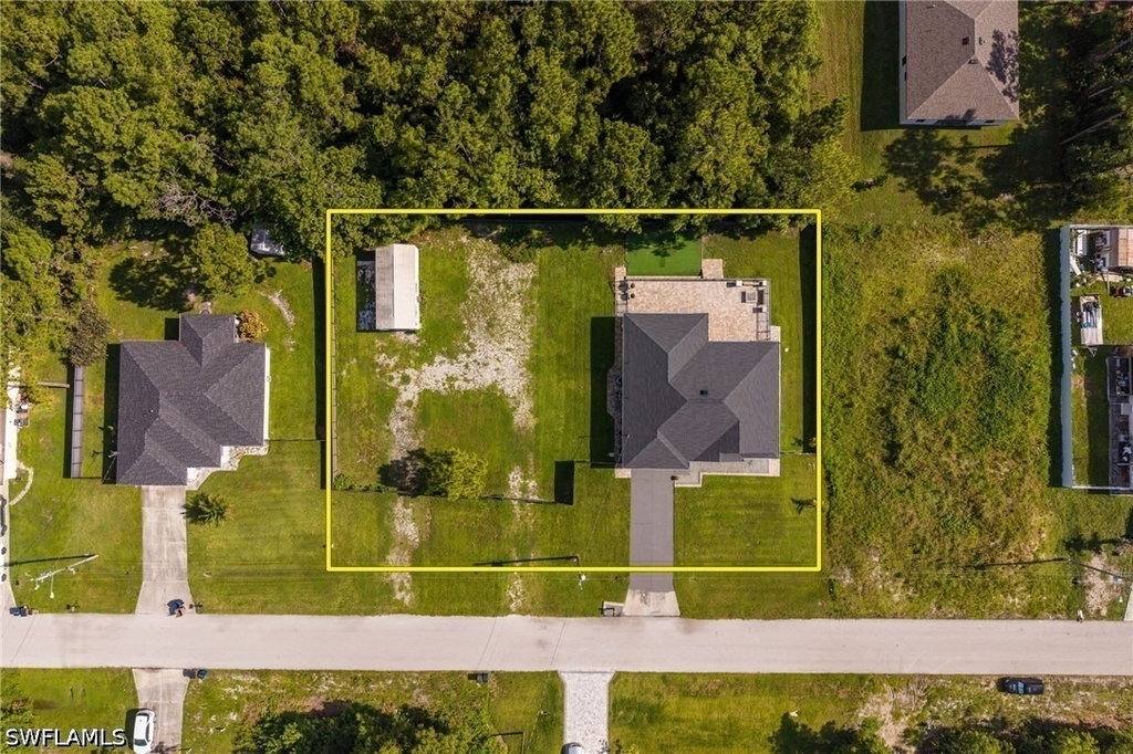 421 Broadmoor Street - Photo 33