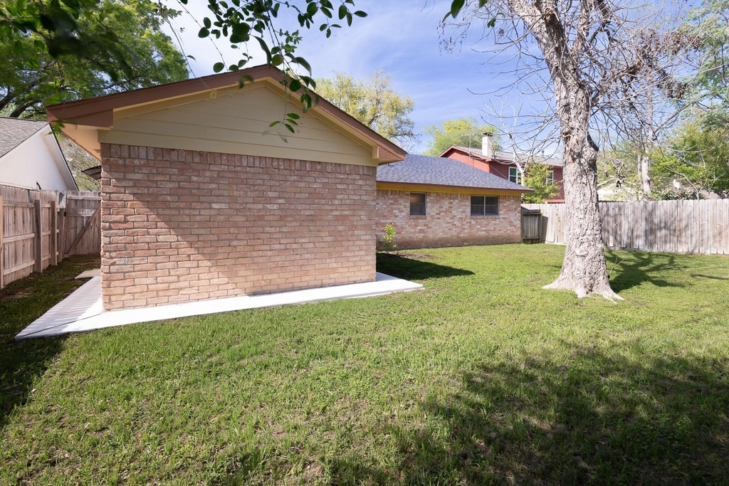 2510 Marble Falls Drive - Photo 21