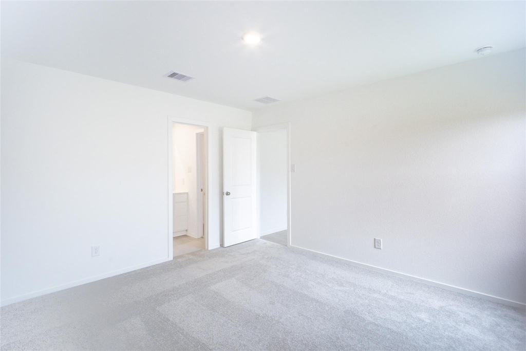 15724 Plum Brook Drive - Photo 16