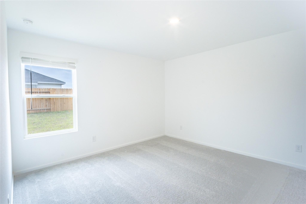 15724 Plum Brook Drive - Photo 15