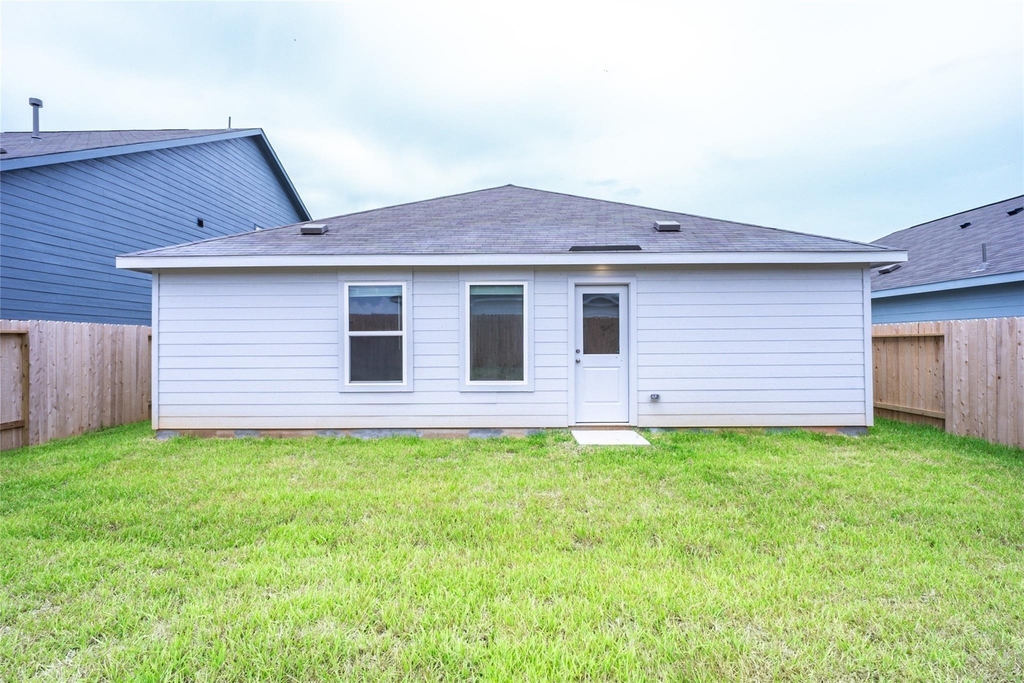 15724 Plum Brook Drive - Photo 22