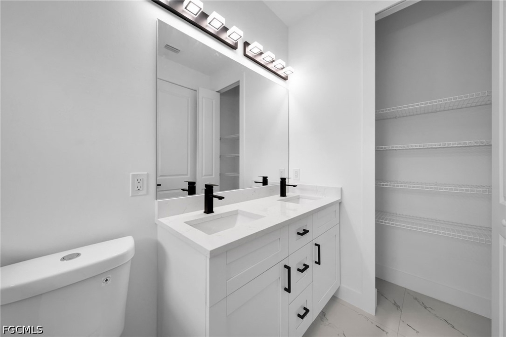 4746 27th Street Sw - Photo 2