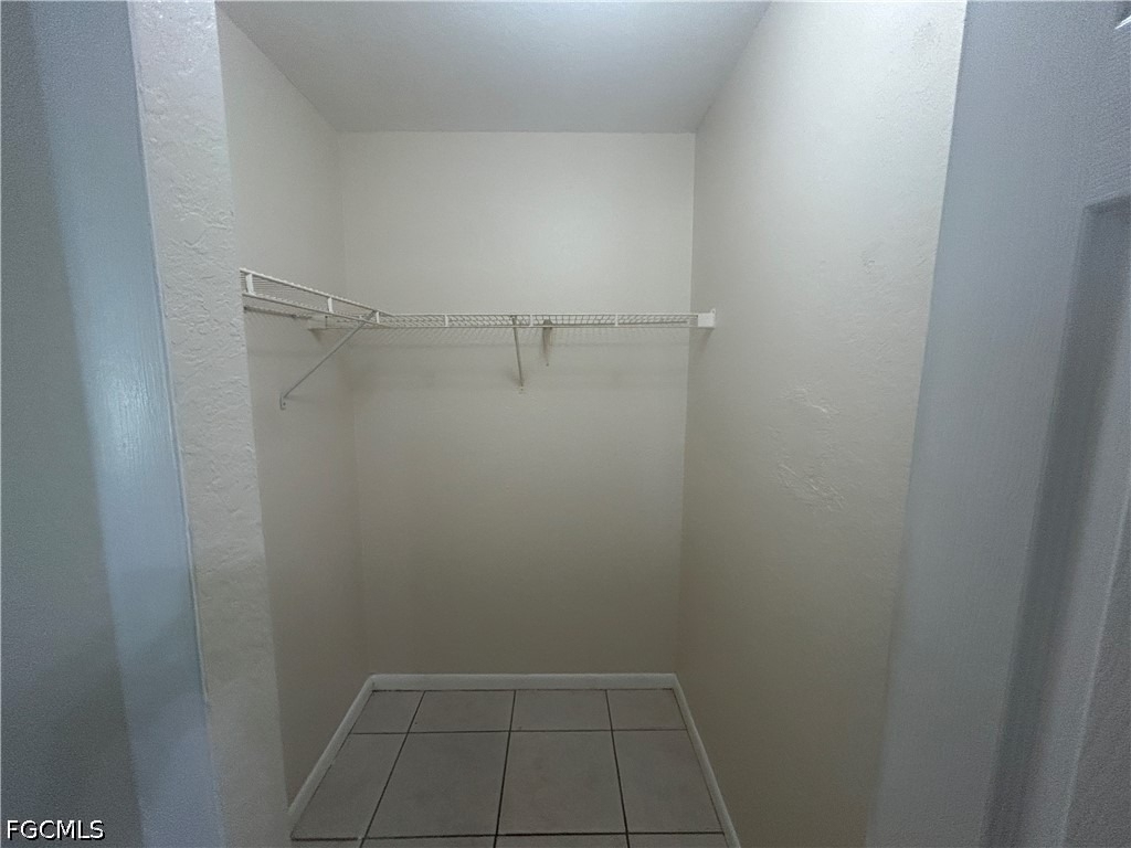 215-217 Se 23rd Place - Photo 8