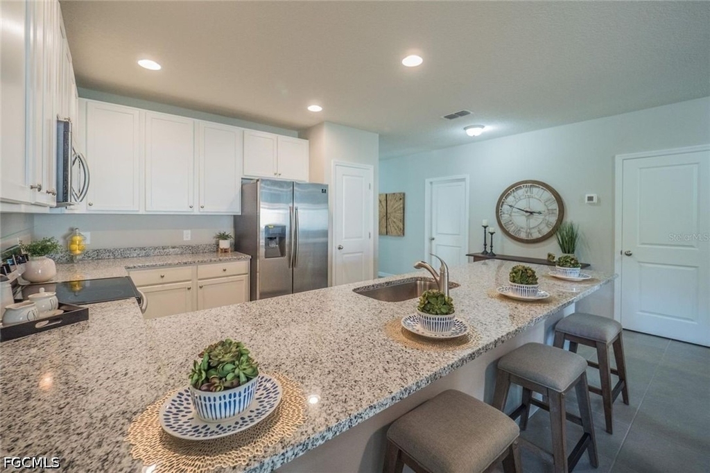 1105 Ne 10th Street - Photo 10