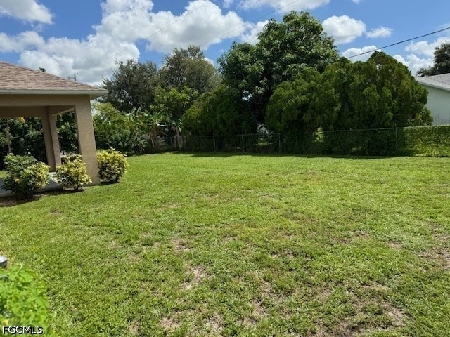 1401 Sw 1st Place - Photo 3