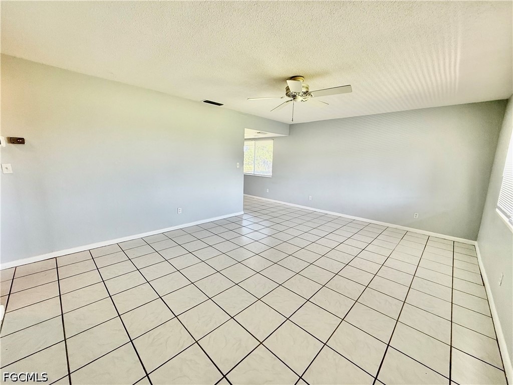 343 Joel Boulevard - Photo 11