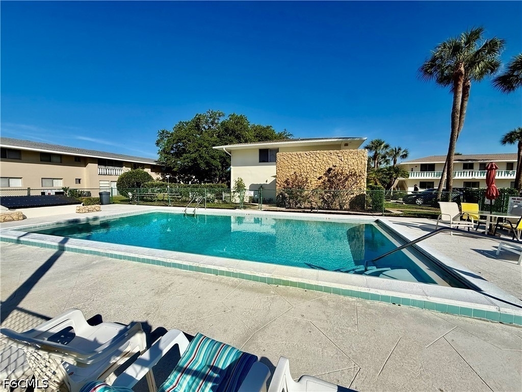 343 Joel Boulevard - Photo 3