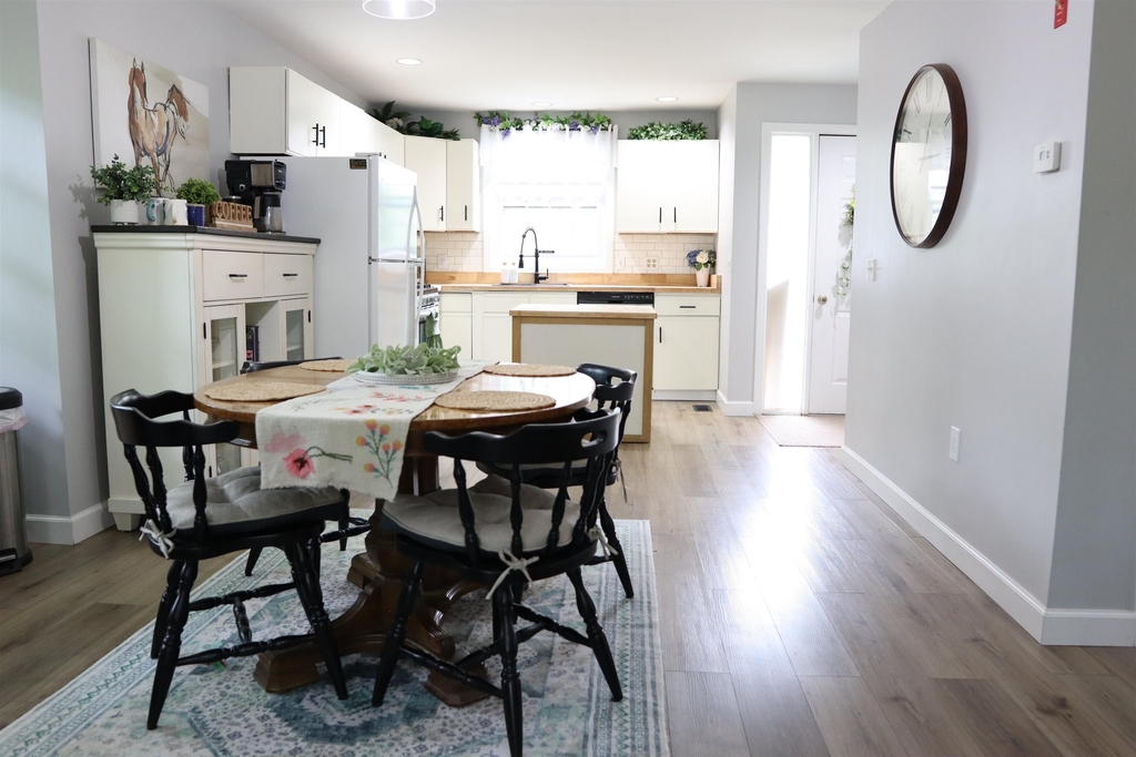 1465 Hooksett - Photo 6