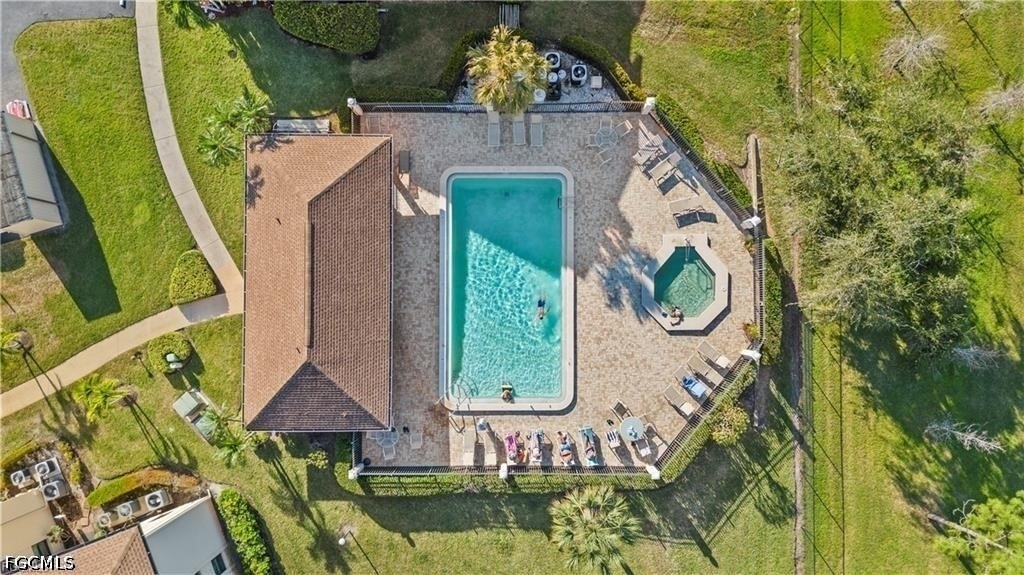 8565 Charter Club Circle - Photo 35